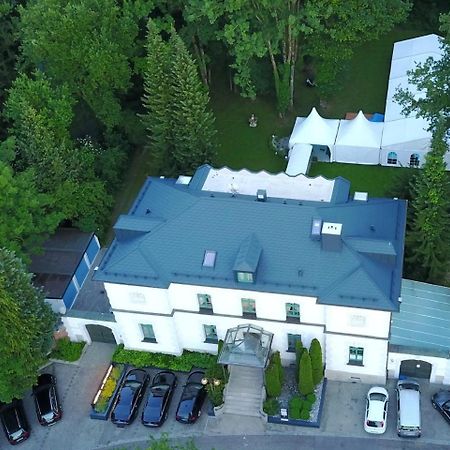 Hotel Am Schloss Illertissen Bagian luar foto