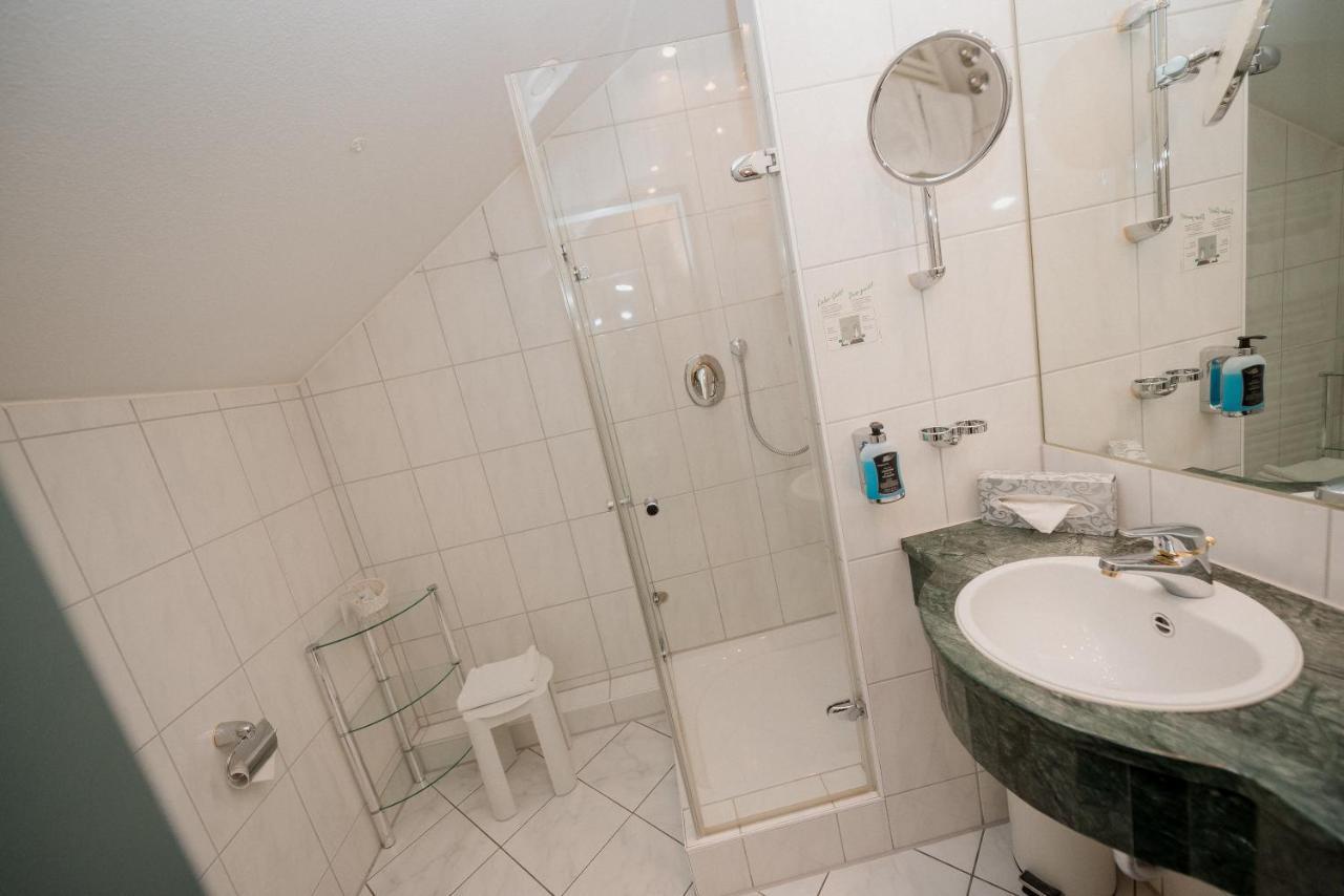 Hotel Am Schloss Illertissen Bagian luar foto